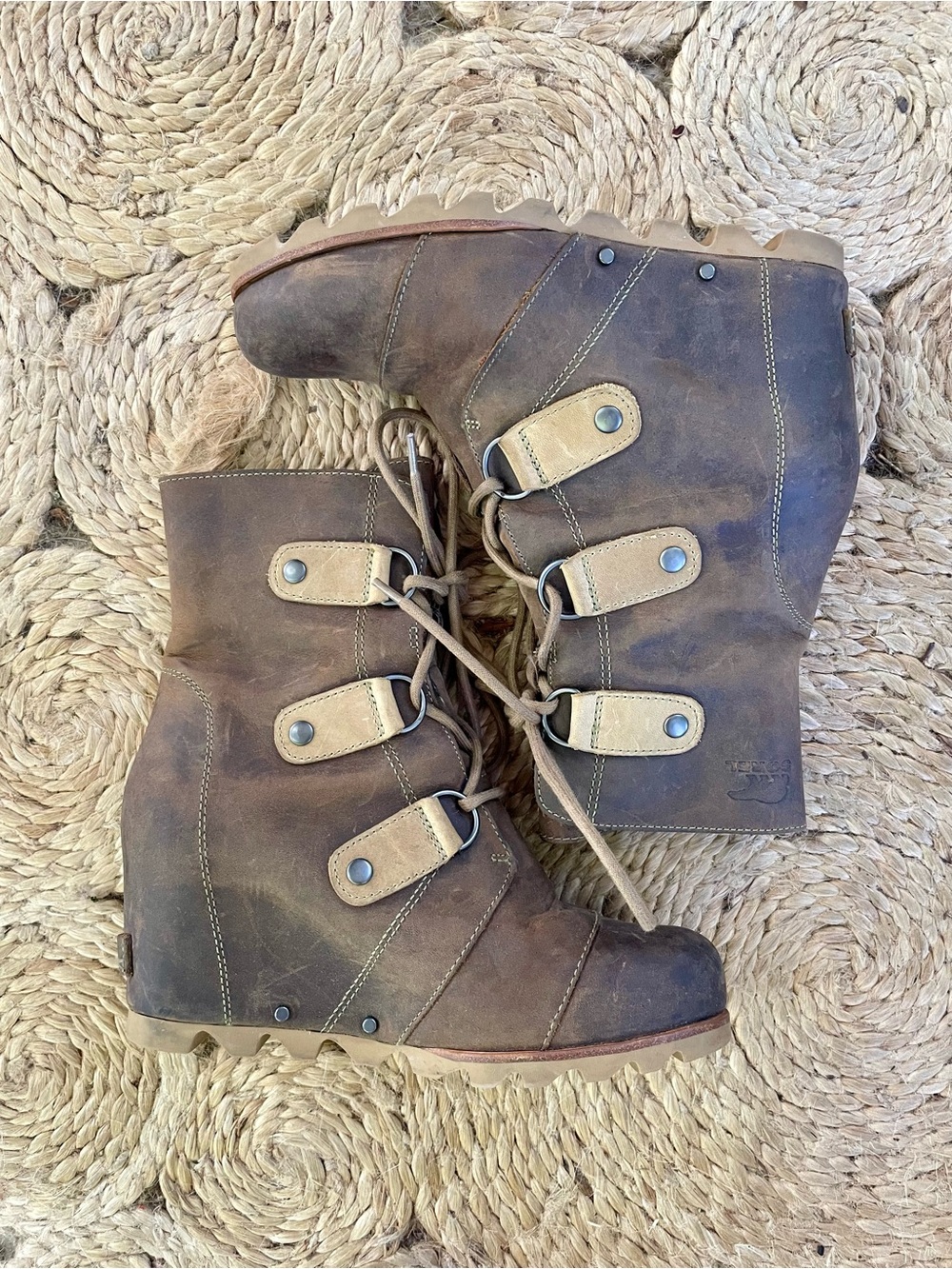 Sorel Joan of Arctic Wedge Mid Boots Shoes Women's Size 7.5 Brown Leather